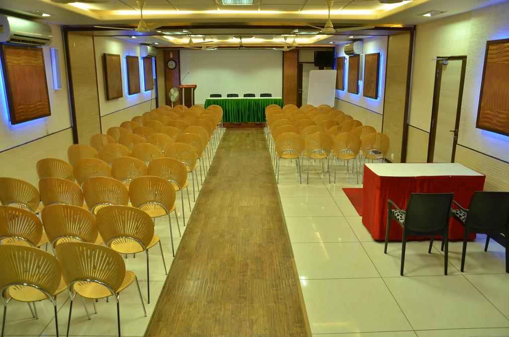 Hotel Aryaas Palayankottai Luaran gambar