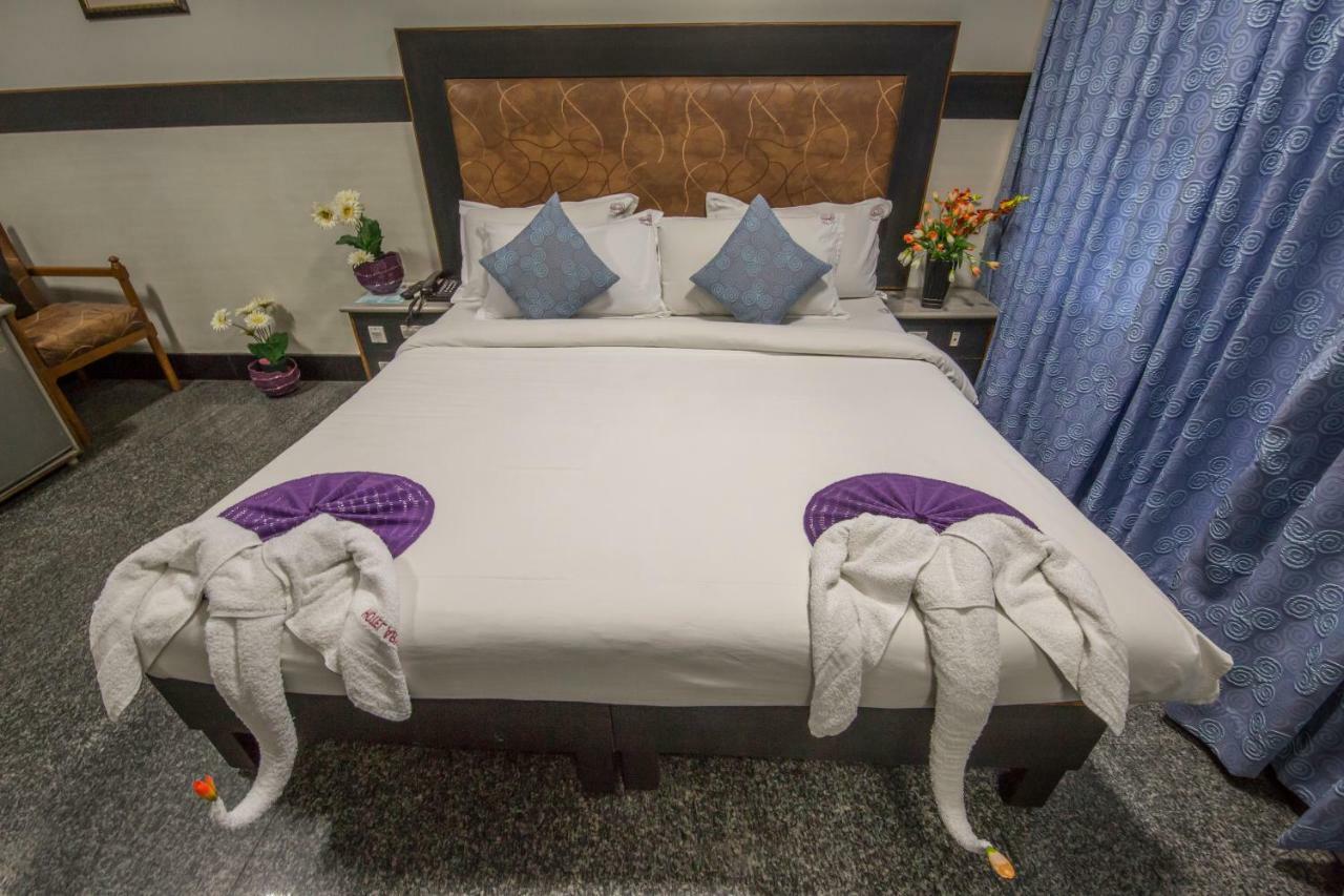 Hotel Aryaas Palayankottai Luaran gambar